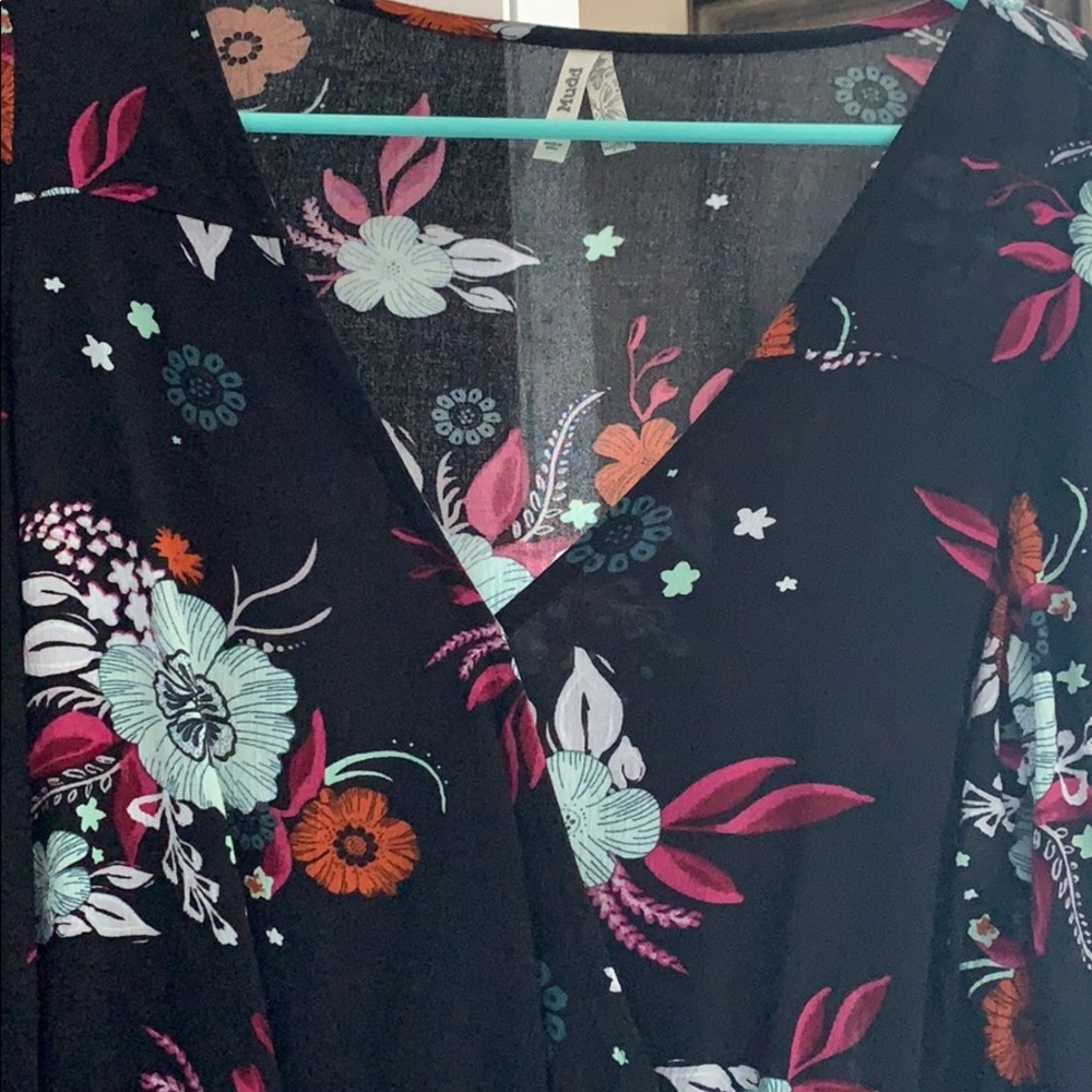 Blouse - Picture 2 of 2
